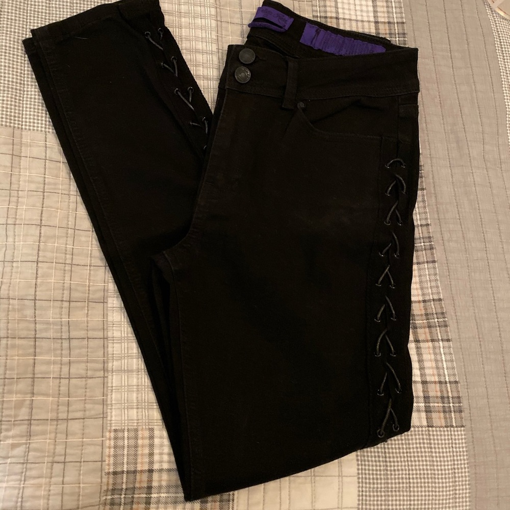 👻 Black Jeans